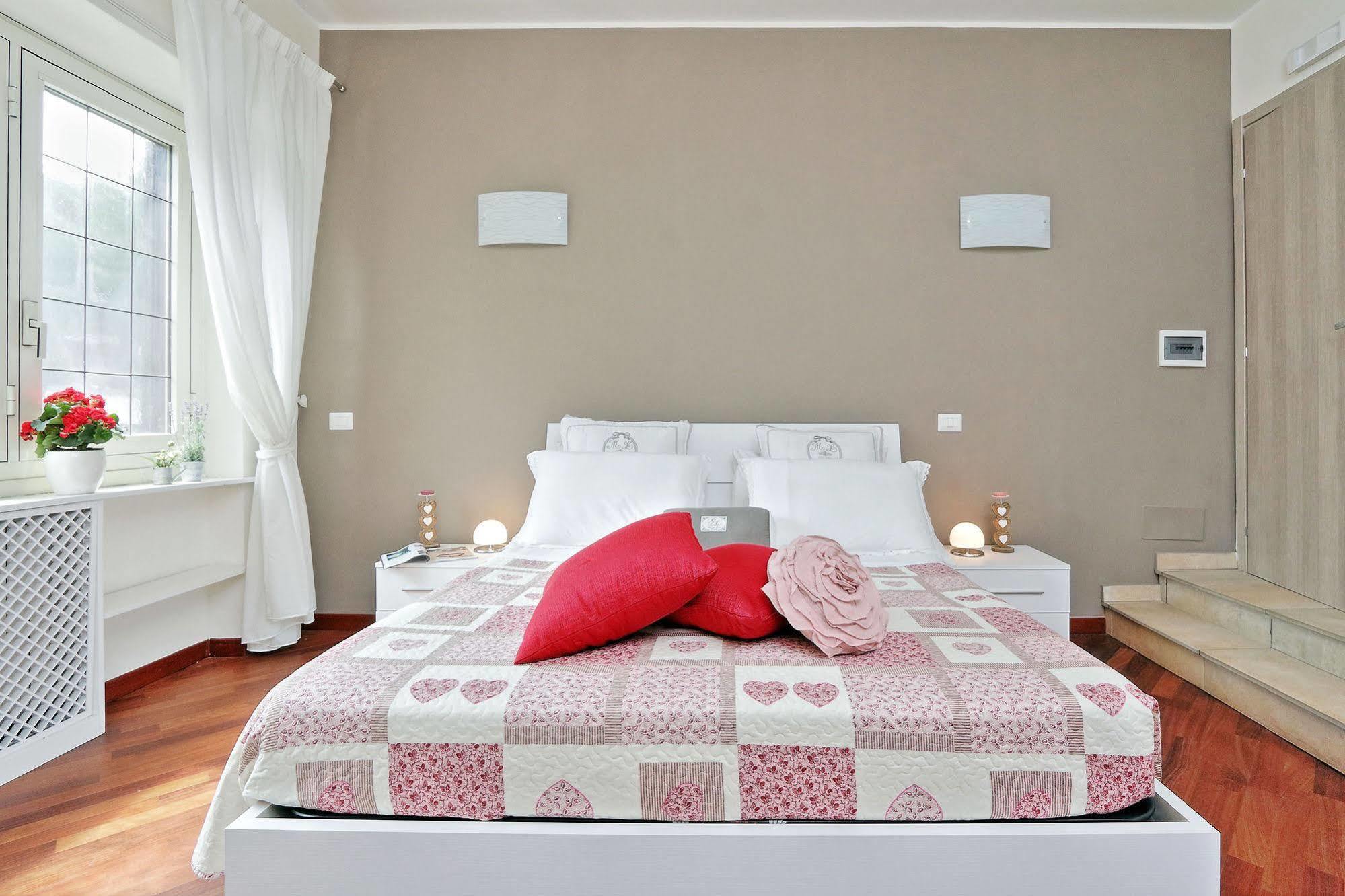 San Pietro Stazione Guesthouse Roma Eksteriør bilde